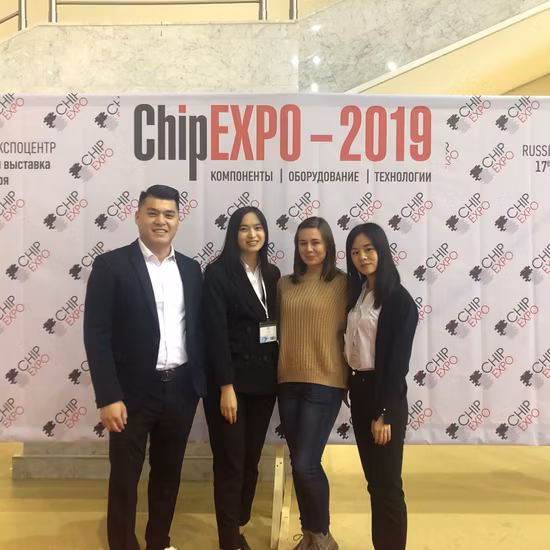 Multi-Chip Wireless Communication Solution with SIM900A SIM800c GSM Modules and Nrf24L01 Transceiver